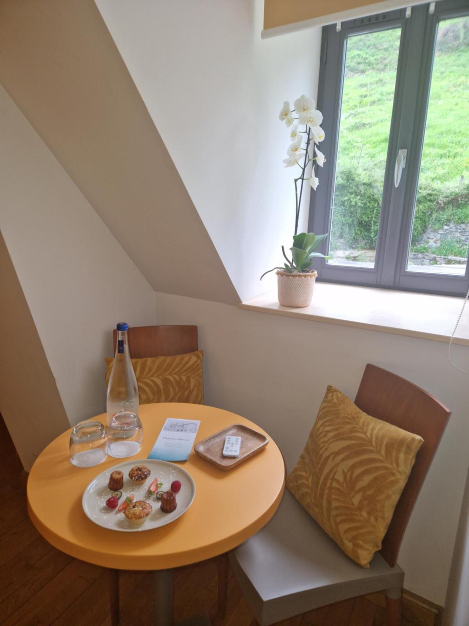 Chateau D'Arance Hotel Restaurant Espace Bien-Etre Cette-Eygun المظهر الخارجي الصورة