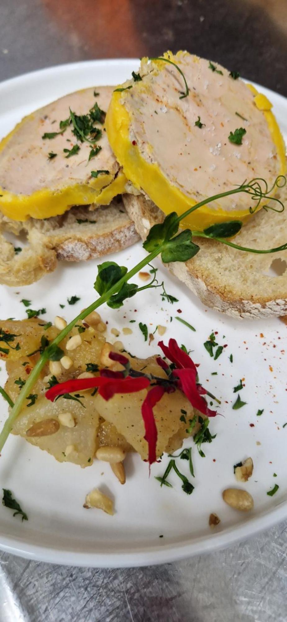Chateau D'Arance Hotel Restaurant Espace Bien-Etre Cette-Eygun المظهر الخارجي الصورة