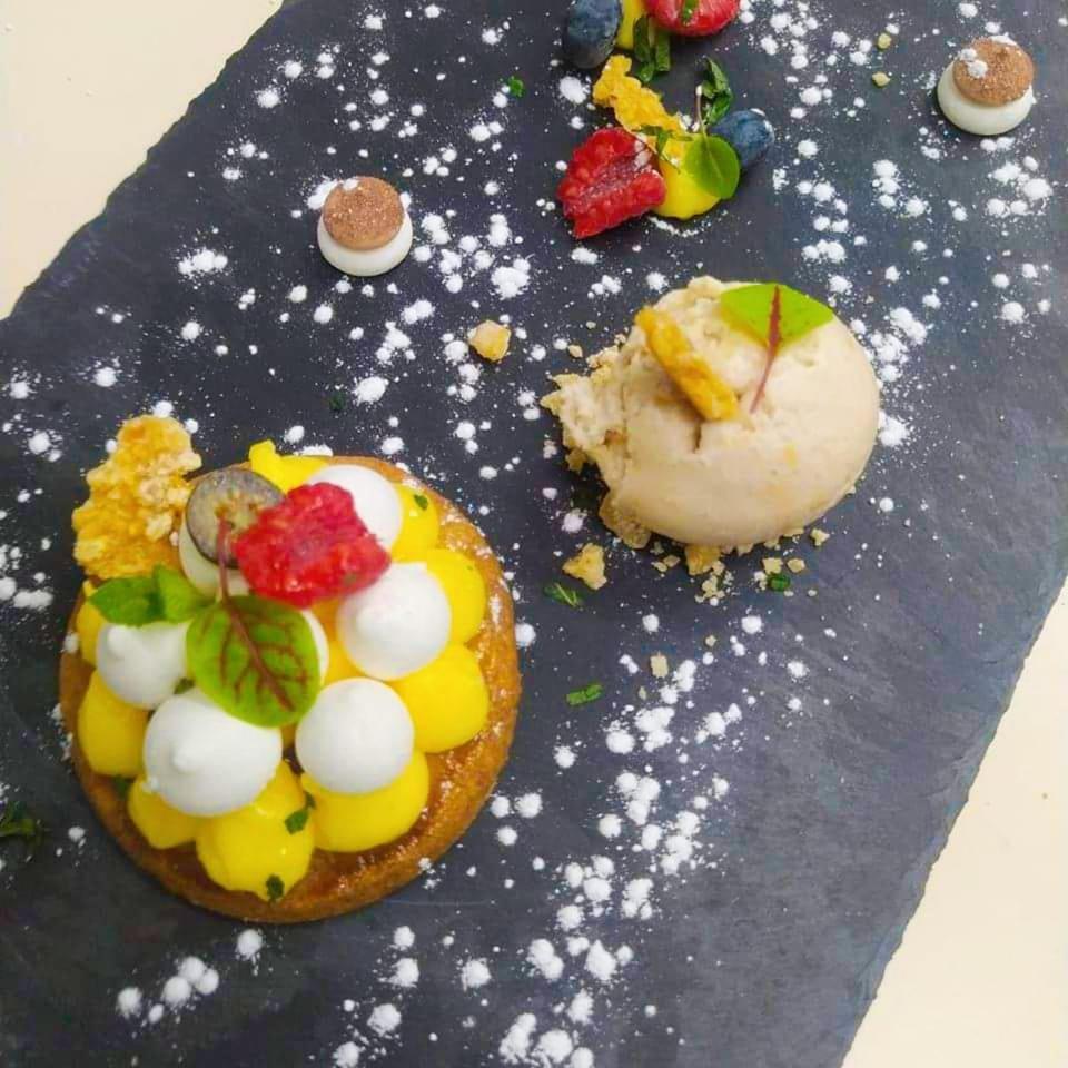 Chateau D'Arance Hotel Restaurant Espace Bien-Etre Cette-Eygun المظهر الخارجي الصورة